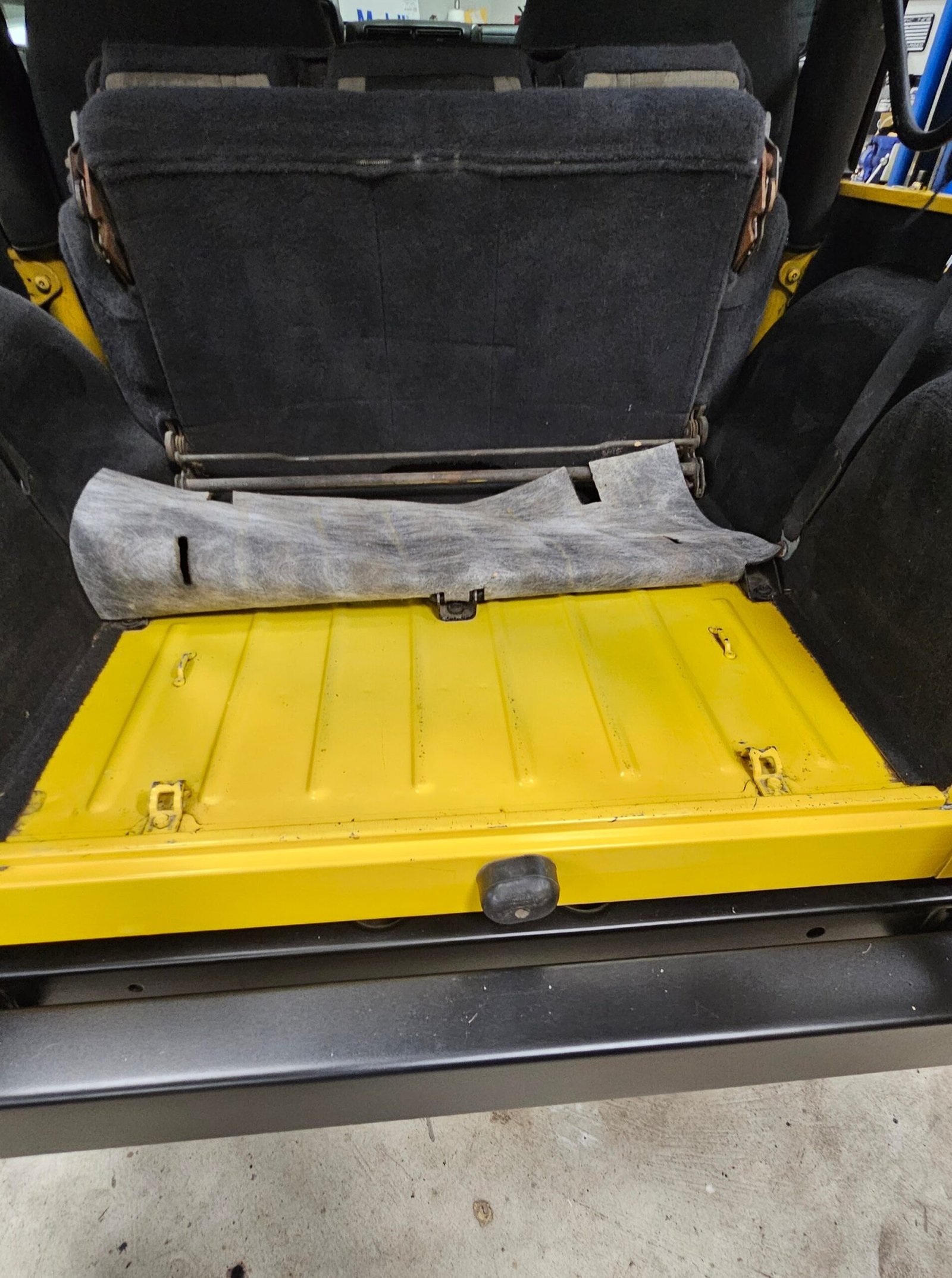 
								2006 Jeep Wrangler X full									